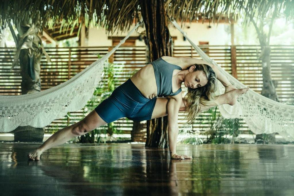 Sansara Surf Yoga & Resort カンブタル エクステリア 写真