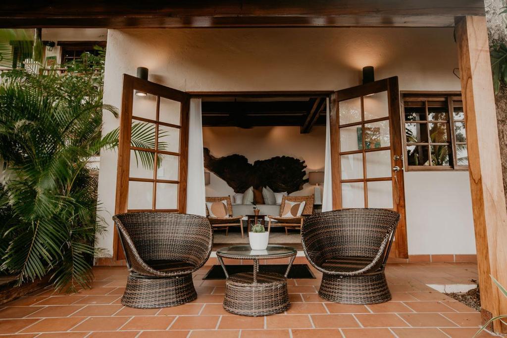 Sansara Surf Yoga & Resort カンブタル エクステリア 写真