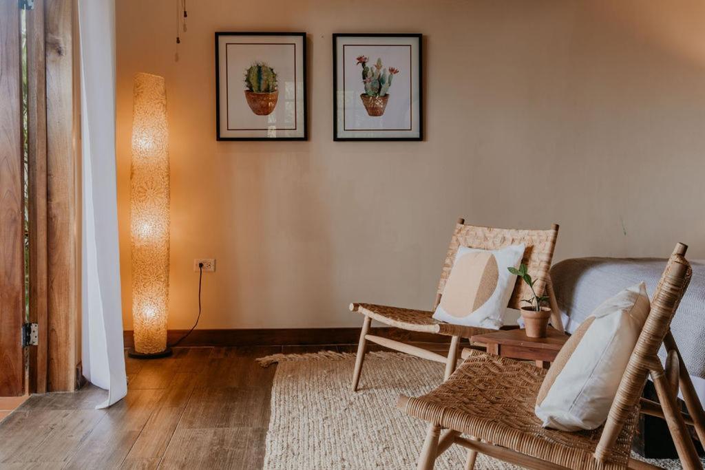Sansara Surf Yoga & Resort カンブタル エクステリア 写真